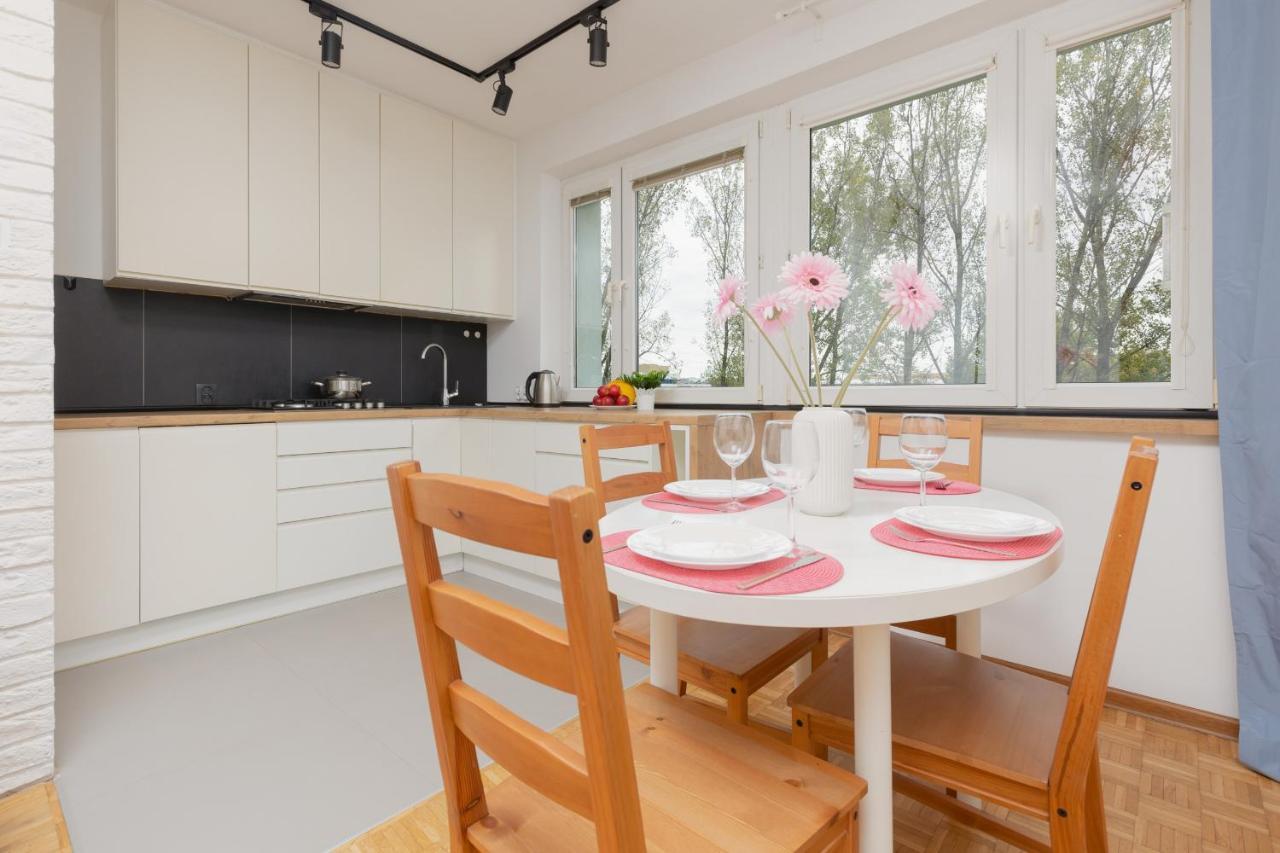 Warsaw Magellana Apartment By Noclegi Renters Ngoại thất bức ảnh